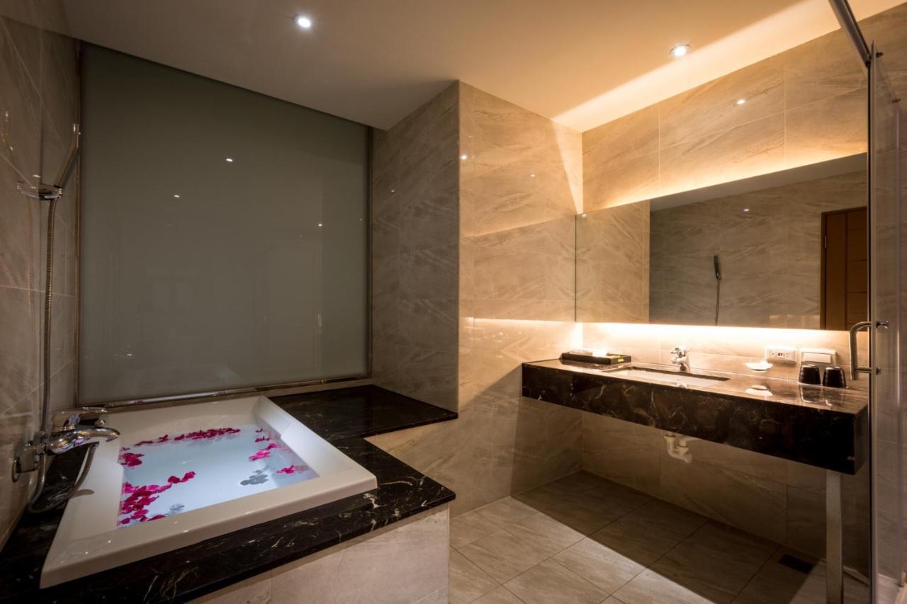 Jai Chateau Hotels & Hostels Tainan Esterno foto