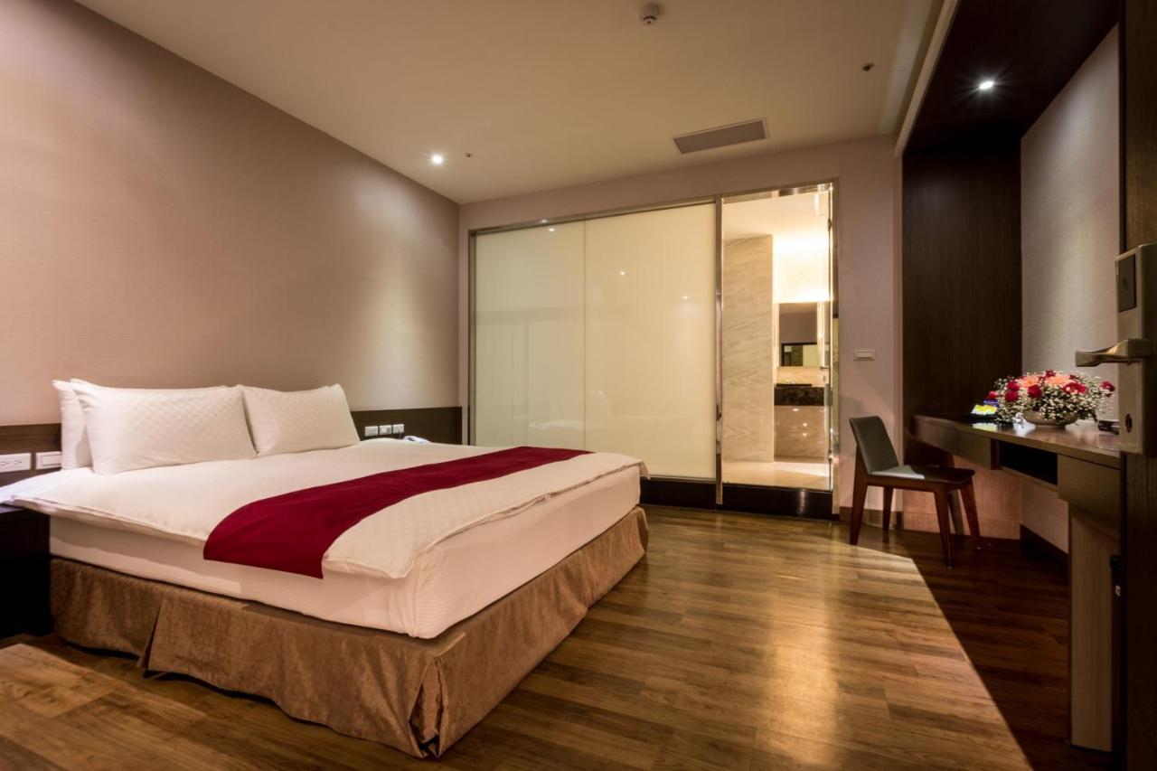 Jai Chateau Hotels & Hostels Tainan Esterno foto